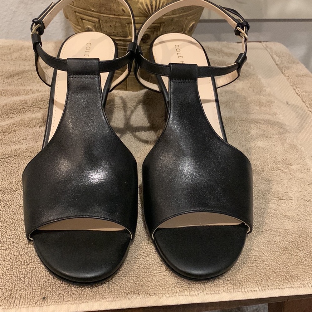 Cole Haan Black Leather Sandals - Size 9 - Picture 3 of 13